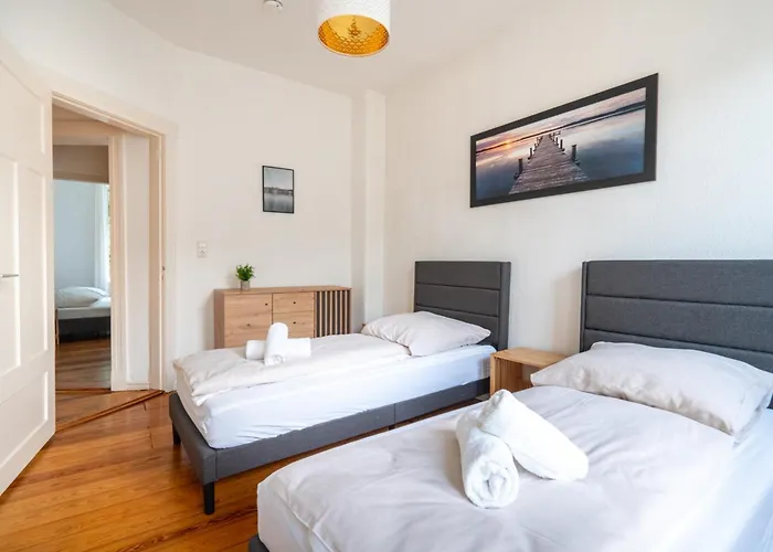 Grosses Apartment Mit 2 Balkonen Zentral Am Nordertor