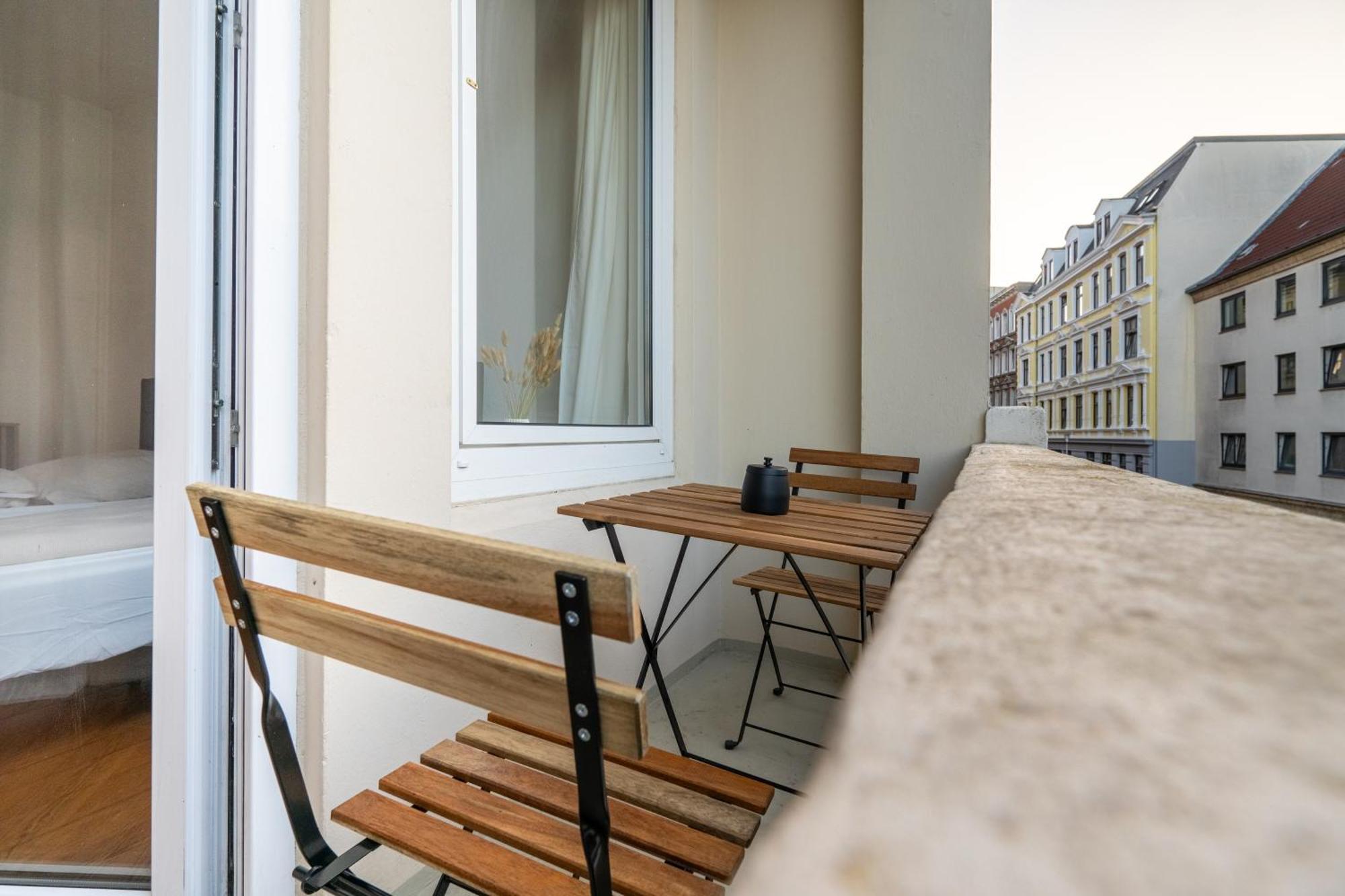 Grosses Mit 2 Balkonen Zentral Am Nordertor Apartment *
